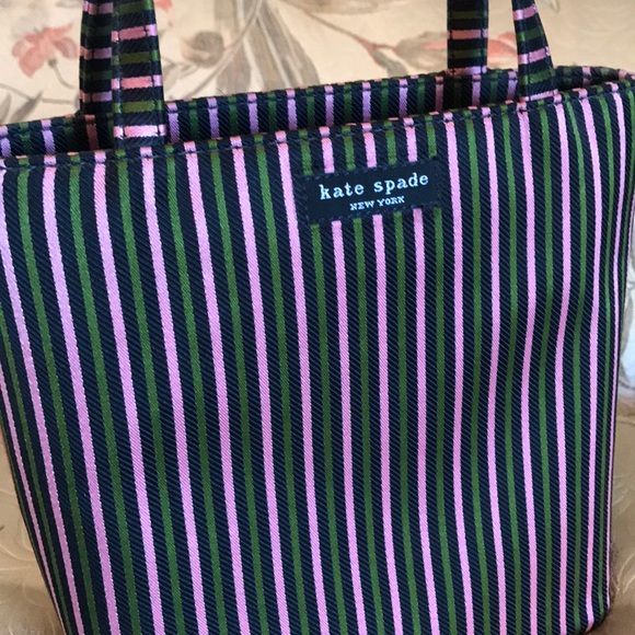 KATE SPADE silk stripe purse. - Picture 3 of 7